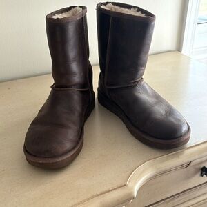 UGG Brown Leather Boots/Size 8